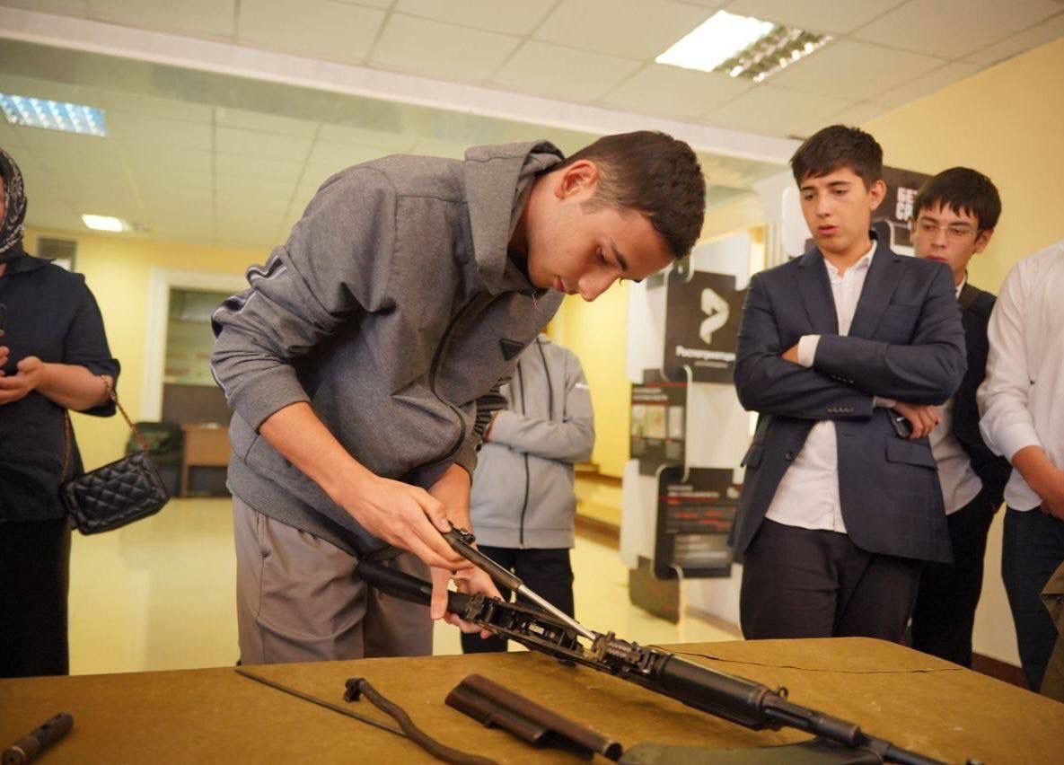 В Дагестане стартовал патриотический проект «Дорогами побед – 80»